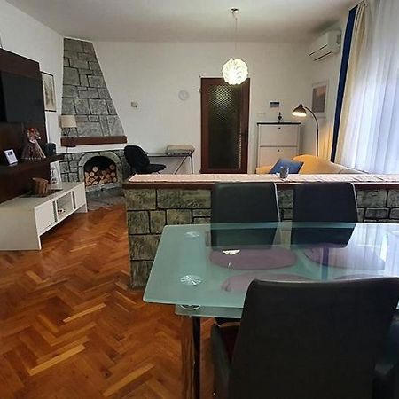 Apartman Ksenija Джяково Екстер'єр фото
