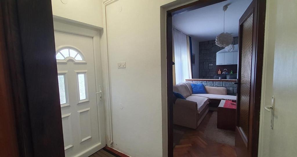 Apartman Ksenija Джяково Екстер'єр фото